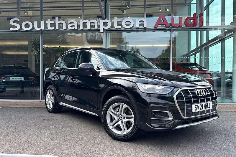 Black Used 2021 Audi Q5 Sport SUV | £28,895 (Fair price) - Image 1/4