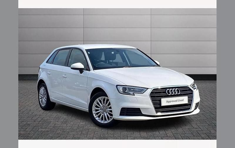 Ibis white Used 2018 Audi A3 Hatchback | £10,191 (Good price) - Image 1/4