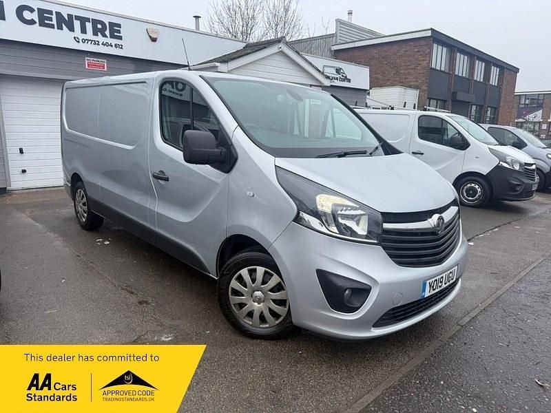 Silver Used 2019 Vauxhall Vivaro Sportive MPV | £8,490 (Fair price) - Image 1/3