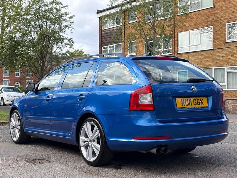 Used Skoda Octavia vRS 200 HP (147 kW) 2011 Blue Estate
