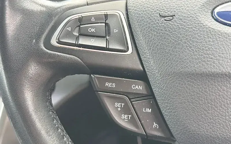 Used Ford Kuga Zetec 150 HP (110 kW) 2017 Blue SUV