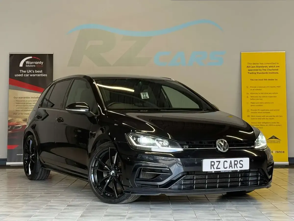 Used VW Golf VII R 310 HP (228 kW) 2018 Hatchback