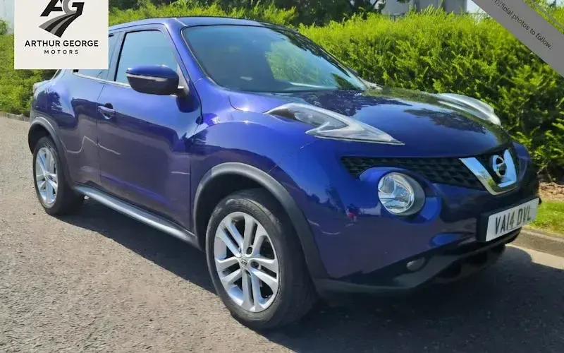 Usado Nissan Juke Acenta Premium 110 HP (80 kW) 2015 SUV