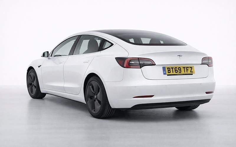 Używany Tesla Model 3 Long Range AWD 258 kW (351 KM) 2023 Sedan/Limuzyna