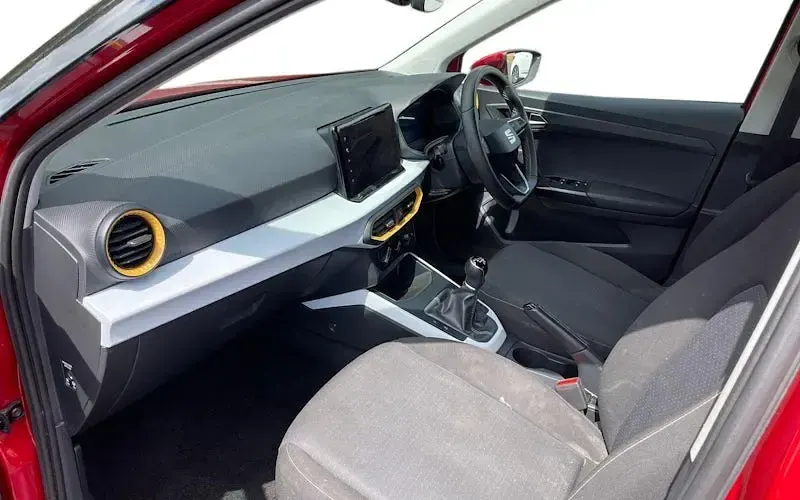 Used Seat Arona SE Technology 95 HP (69 kW) 2025 SUV