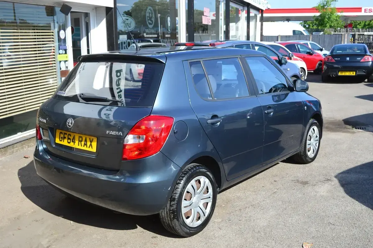 Used Skoda Fabia 60 HP (44 kW) 2014 Grey Hatchback
