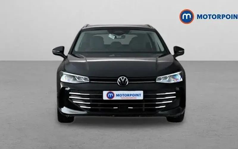 Used VW Passat Life 204 HP (150 kW) 2025 Black Estate