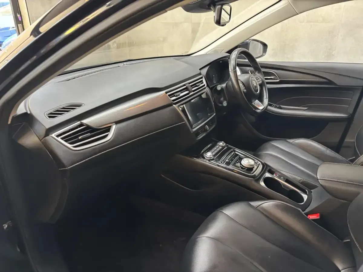 Second-hand MG MG5 EV Exclusive 114 kW (156 CP) 2022 Negru Break