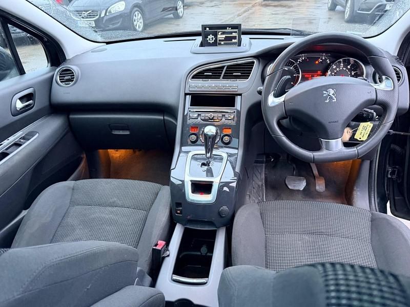 Used Peugeot 5008 Allure 115 HP (84 kW) 2014 Black MPV