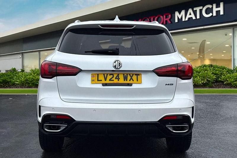 Used MG HS Trophy 2024 White SUV