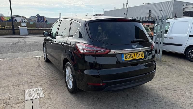 Used Ford S-MAX Titanium 160 HP (117 kW) 2017 Black MPV