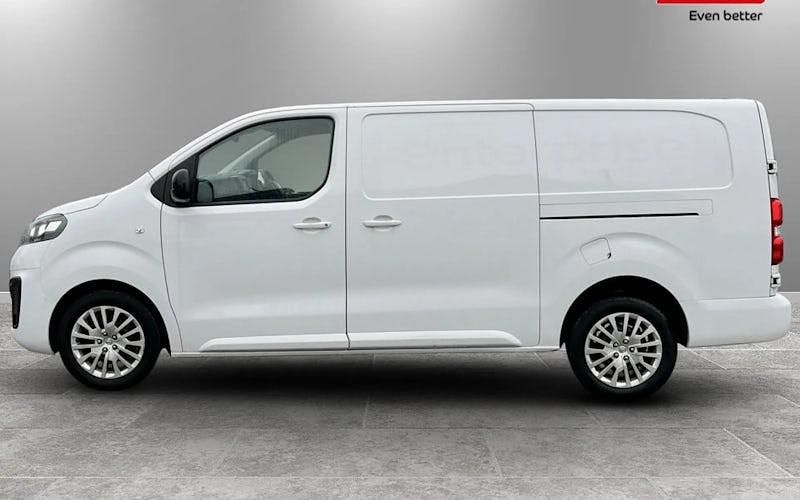 Used Vauxhall Vivaro 101 HP (74 kW) 2023 MPV