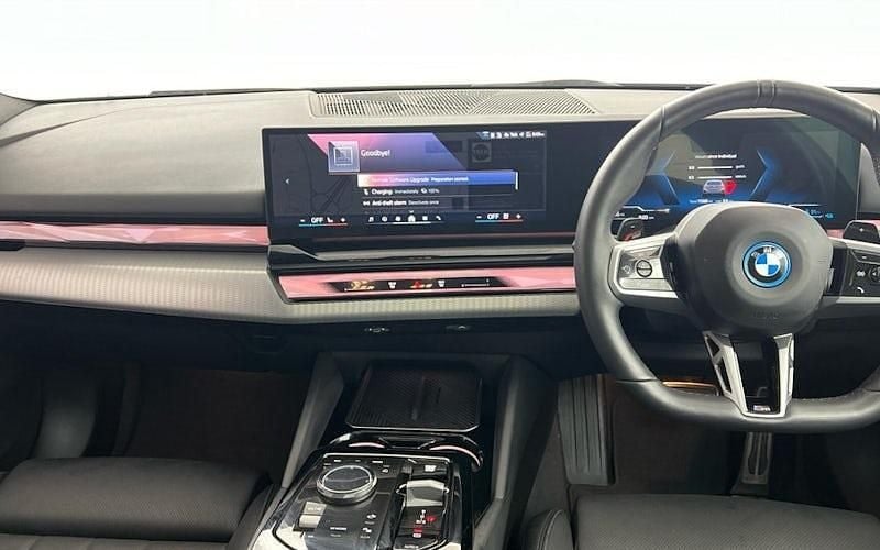 Used BMW 530e M Sport 299 HP (219 kW) 2025 Grey Estate