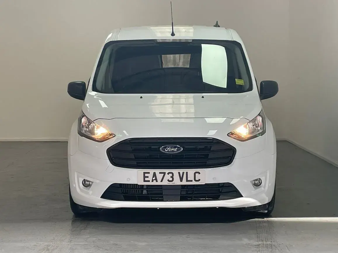 Used Ford Transit Connect Trend 100 HP (73 kW) 2023 White MPV