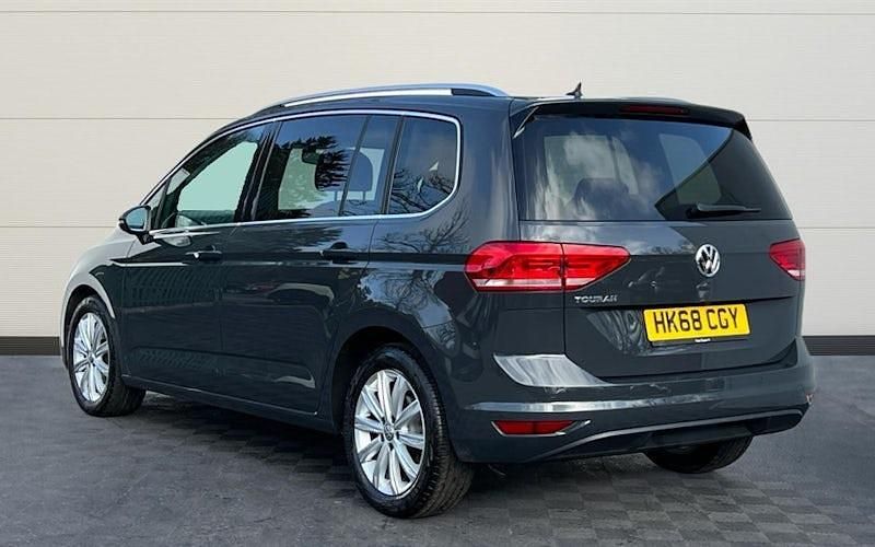Used VW Touran SEL 150 HP (110 kW) 2024 MPV