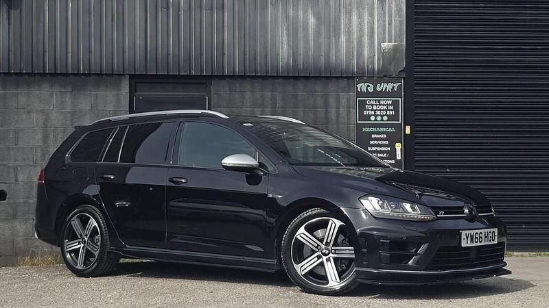 Używany VW Golf VII R 2016 Czarny Kombi