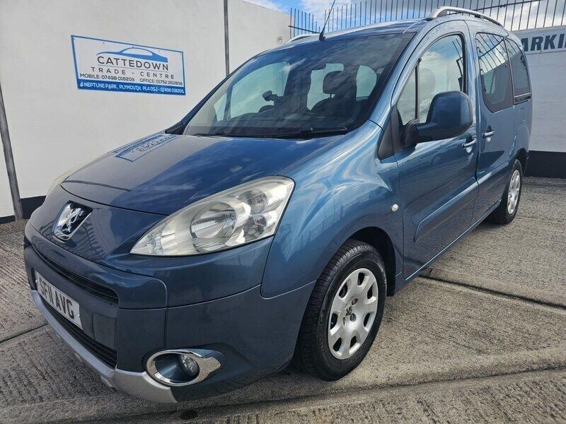 Blue Used 2011 Peugeot Partner Tepee S MPV | £4,995 (Fair price) - Image 1/4