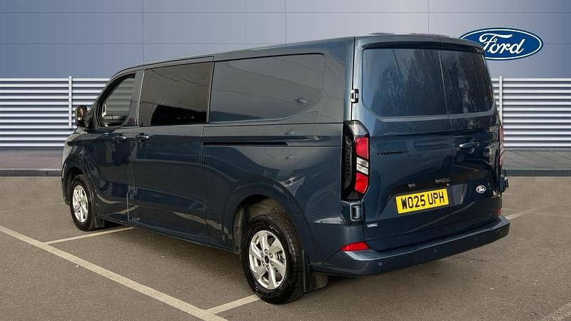 Używany Ford Transit Custom Limited 232 KM (170 kW) 2025 Van