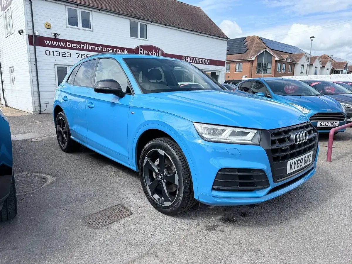 Used Audi Q5 Black Edition 190 HP (139 kW) 2019 Blue SUV