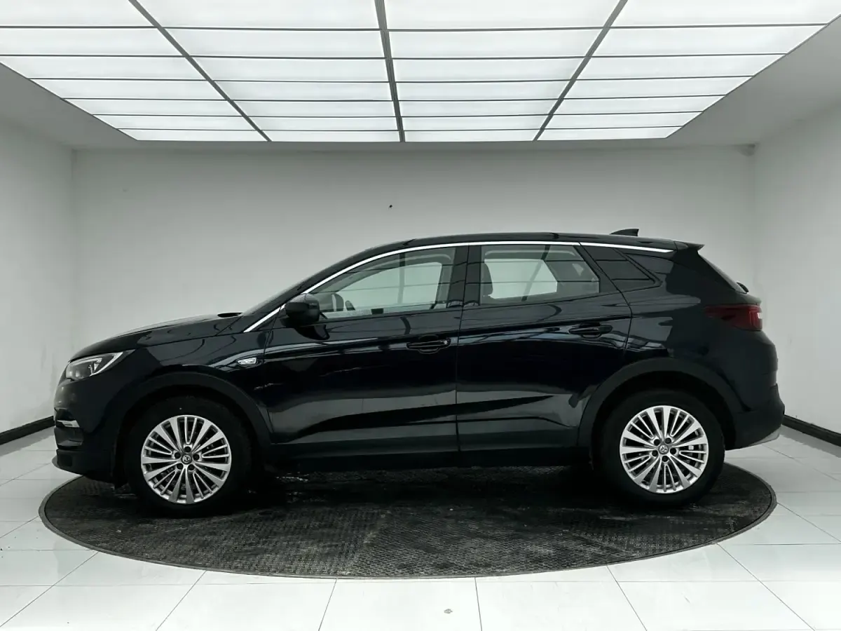 Second-hand Vauxhall Grandland X 130 CP (95 kW) 2019 Mov SUV