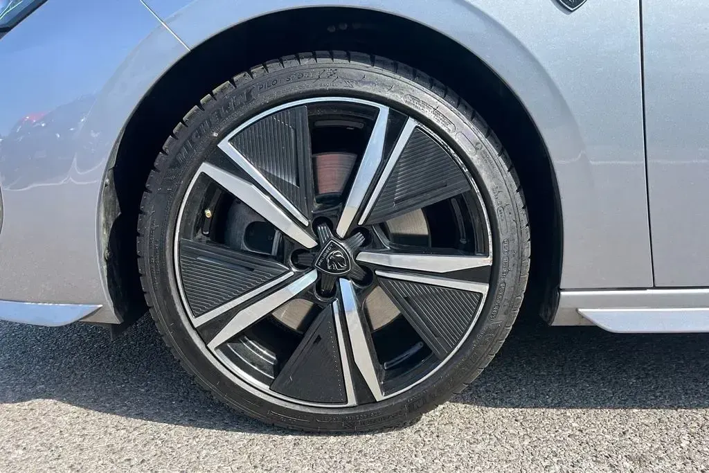 Used Peugeot 308 SW GT 178 HP (130 kW) 2025 Grey Estate