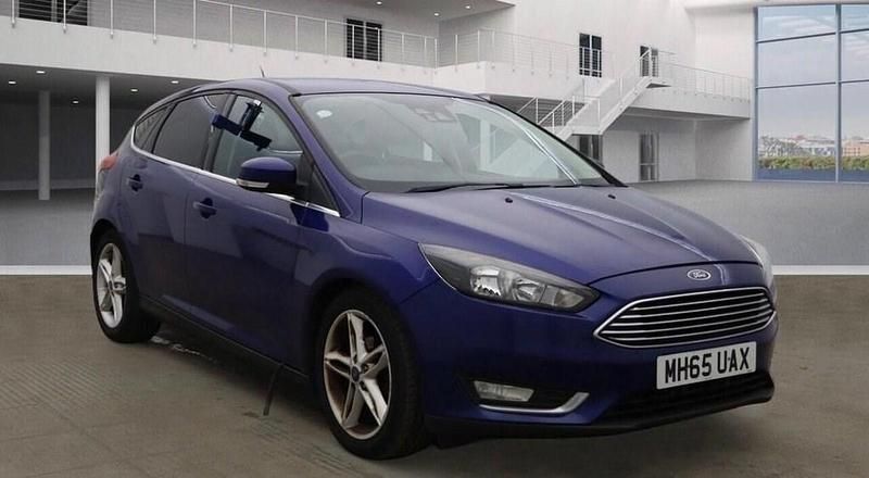 Used Ford Focus Titanium 2016 Blue Hatchback