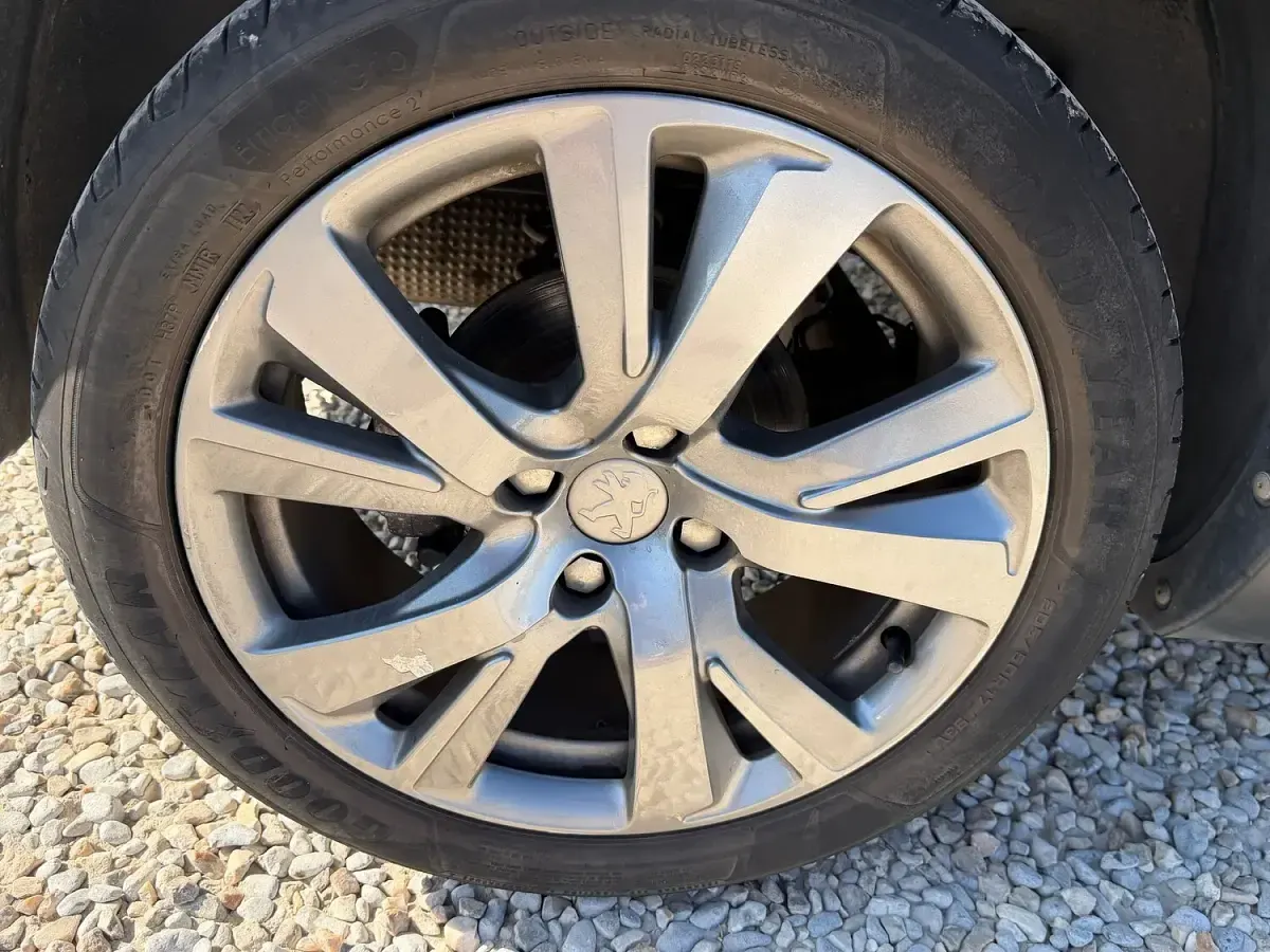 Used Peugeot 2008 2014 Grey SUV