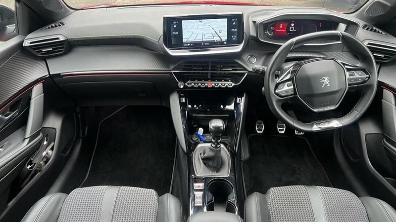 Used Peugeot 208 GT 99 HP (72 kW) 2023 Red Hatchback
