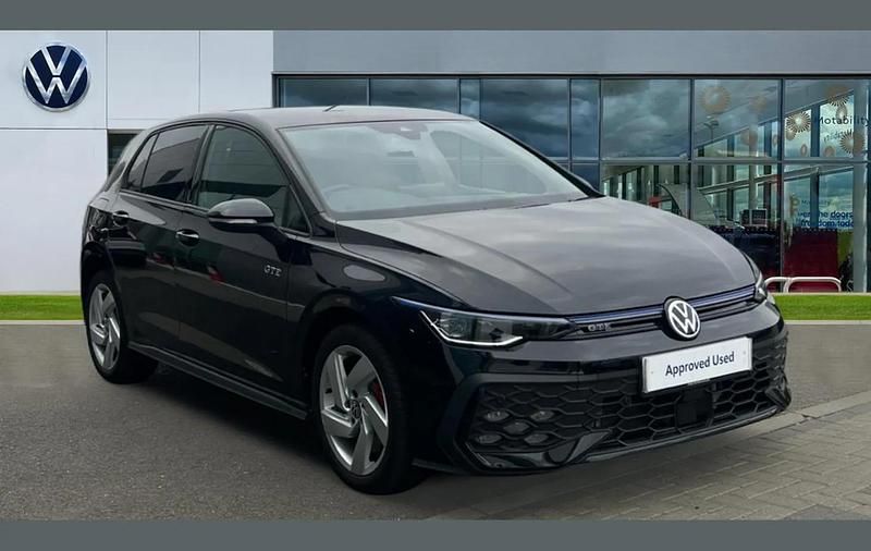 Used VW Golf VIII GTE 272 HP (200 kW) 2025 Black Hatchback