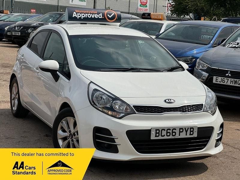 White Used 2017 Kia Rio Hatchback | £4,475 (Good price) - Image 1/3