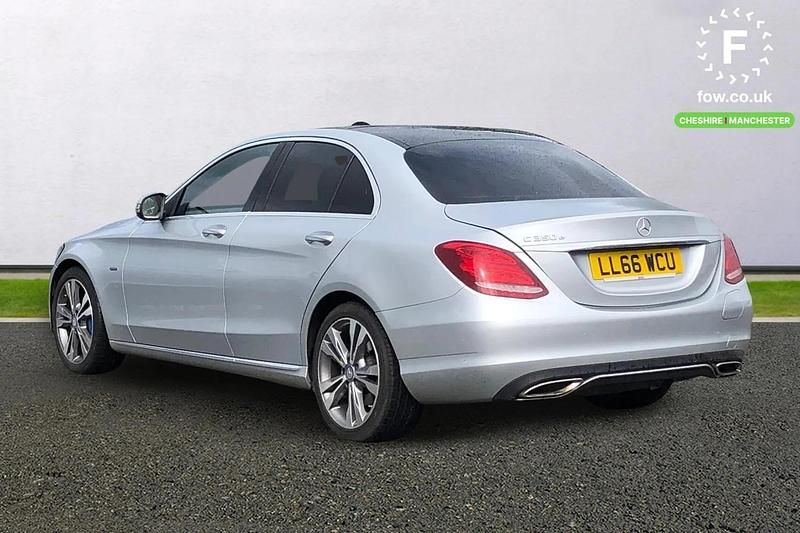 Used Mercedes C350e Premium Plus 293 HP (215 kW) 2016 Silver Sedan