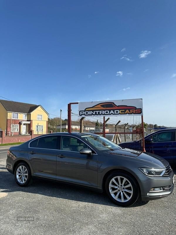 Used VW Passat Business 150 HP (110 kW) 2016 Grey Sedan