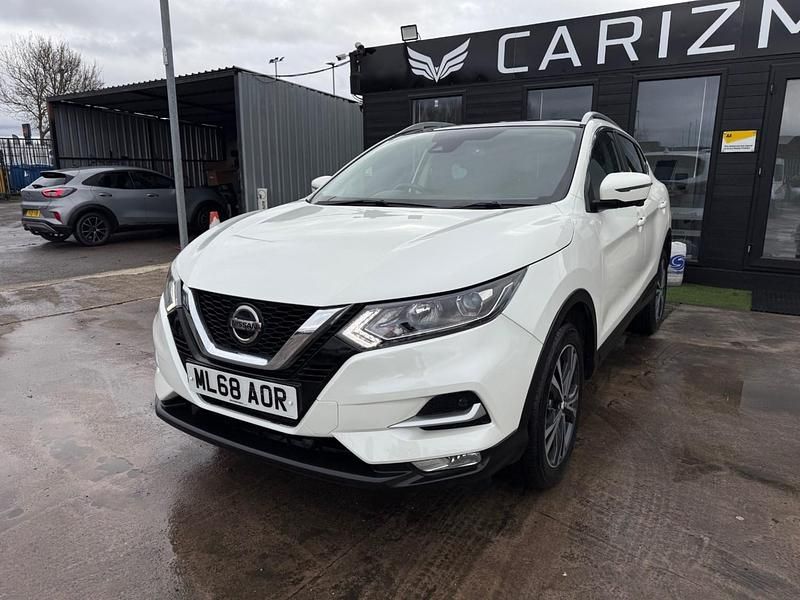 Used Nissan Qashqai N-Connecta 2018 White SUV