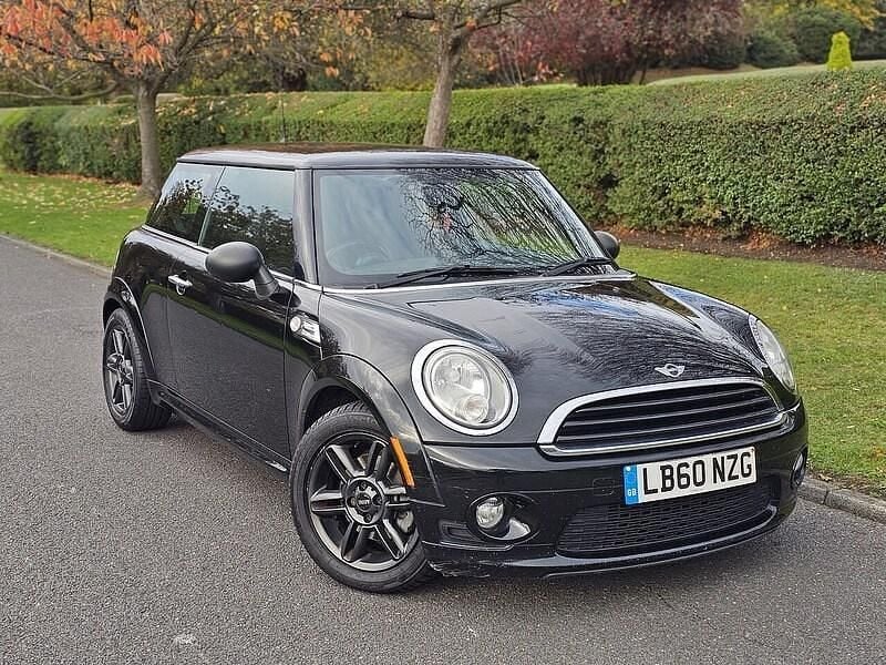 Black Used 2011 Mini ONE Hatch Hatchback | £1,990 (Good price) - Image 1/4