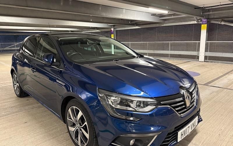 Used Renault Mégane IV Dynamique 110 HP (80 kW) 2017 Blue Hatchback