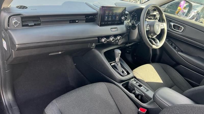 Used Honda HR-V Elegance 131 HP (96 kW) 2023 Black SUV