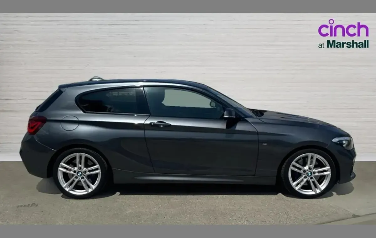 Used BMW 120 Efficient Dynamics 184 HP (135 kW) 2019 Grey Hatchback