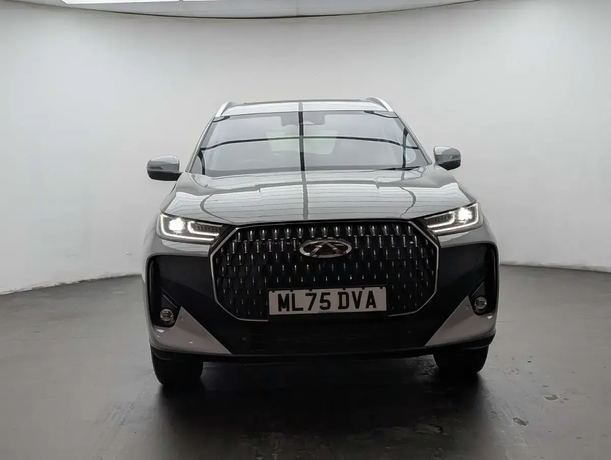Used Chery Tiggo 7 235 HP (172 kW) 2025 Grey SUV