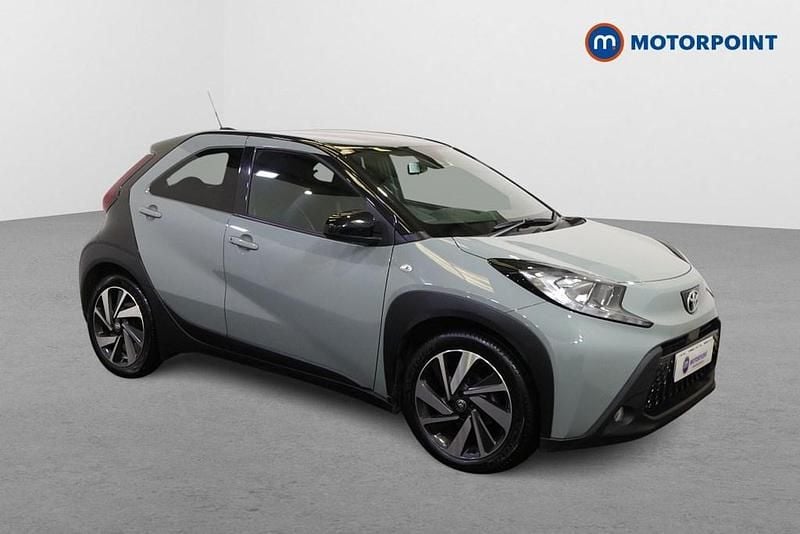 Green Used 2024 Toyota Aygo X SUV | £14,249 - Image 1/4