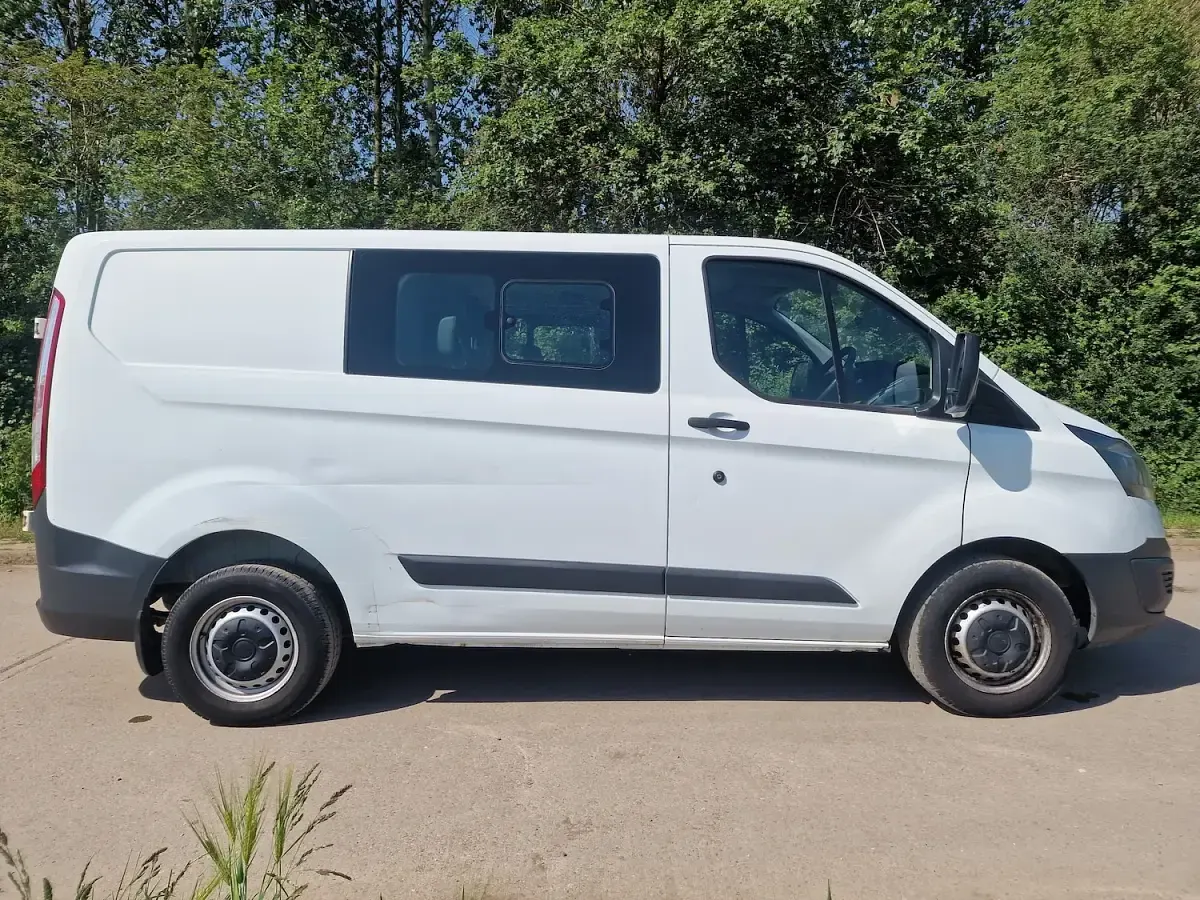 Used Ford Transit Custom 105 HP (77 kW) 2018 White Van