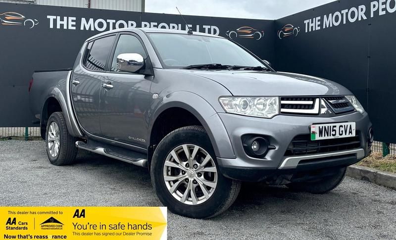 Grey Used 2015 Mitsubishi Challenger SUV | £9,995 - Image 1/4