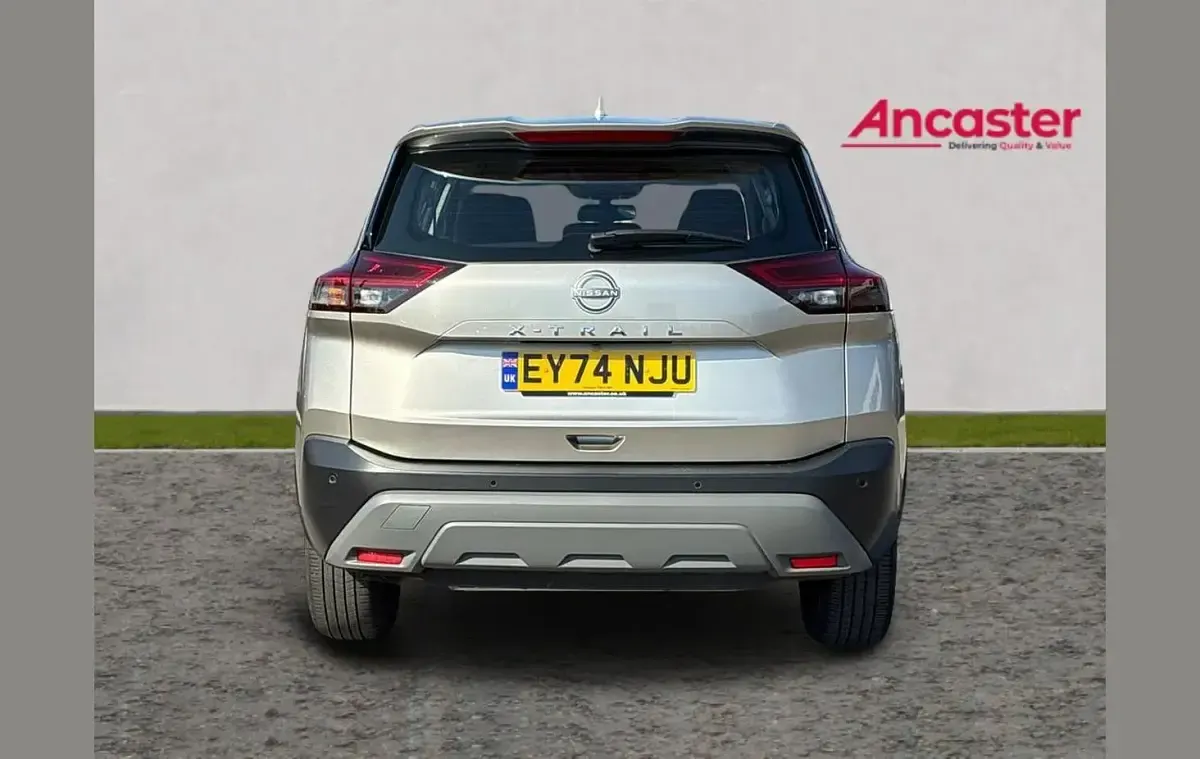 Used Nissan X-Trail Acenta Premium 204 HP (150 kW) 2024 Silver SUV