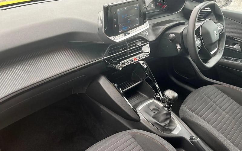 Gebraucht Peugeot 208 Active+ 102 PS (75 kW) 2023 Gelb Kleinwagen