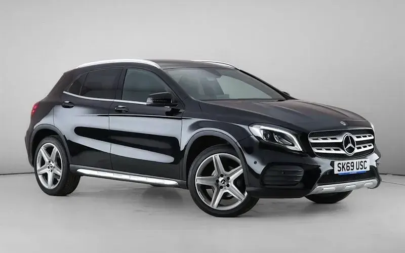 Used Mercedes GLA180 AMG line 122 HP (89 kW) 2019 SUV