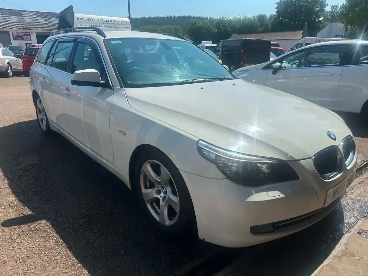 Used BMW 530 Performance 2010 White Estate
