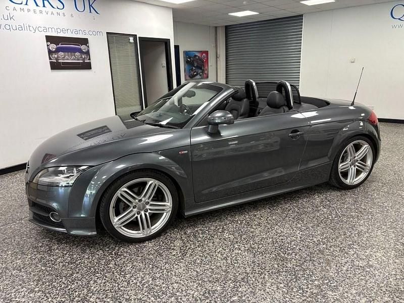Begagnad Audi TT Roadster S-Line 160 HK (117 kW) 2012 Grå Cab