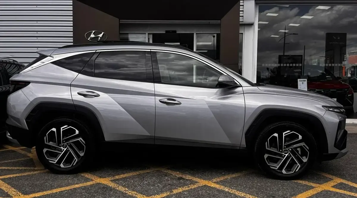 Used Hyundai Tucson Ultimate 2025 Silver SUV