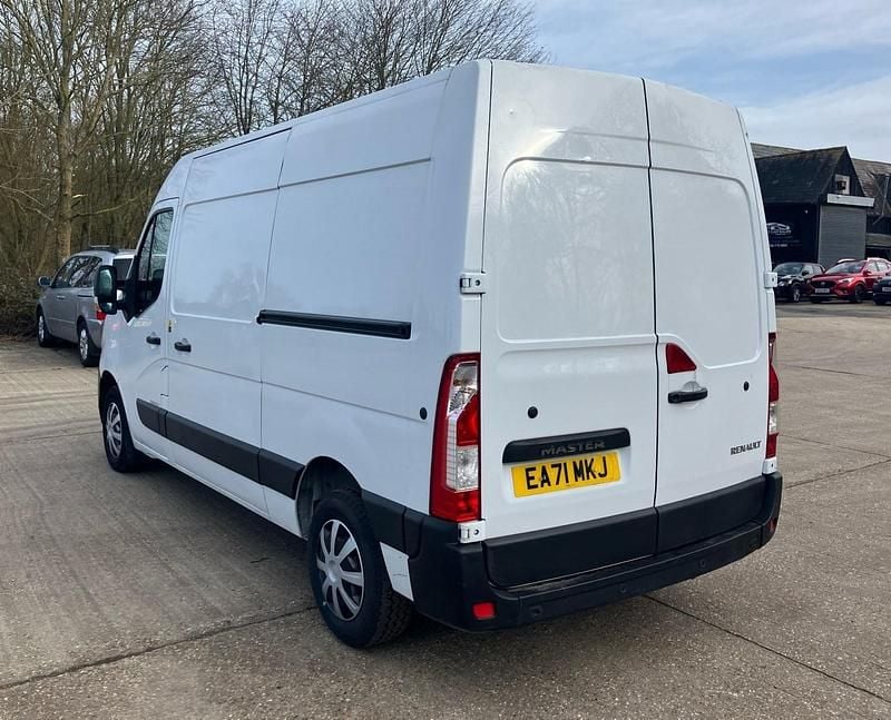 Used Renault Master Business 2021 White MPV