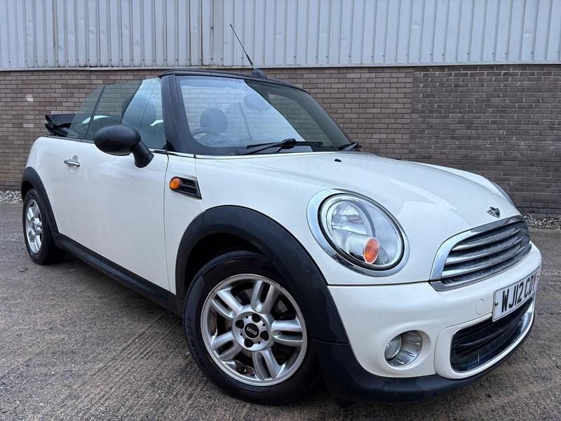 White Used 2012 Mini ONE Hatchback | £2,500 (Fair price) - Image 1/4