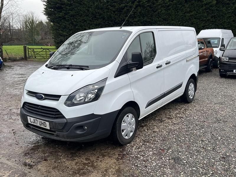 Used Ford Transit Custom 105 HP (77 kW) 2017 White Van